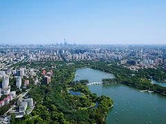 -中央电视塔旋转餐厅