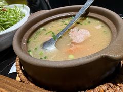 -自己人·宜昌菜(水悦城店)
