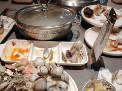 -黑金·寻焰自助百汇·烤肉·火锅(中街店)