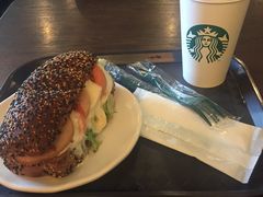 -星巴克(蒲汇塘路店)