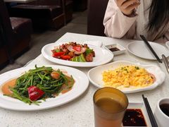 -肥仔文澳门猪骨煲(南京西路店)