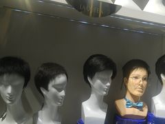 -LAQUEEN 时尚健康假发(万象城总店)