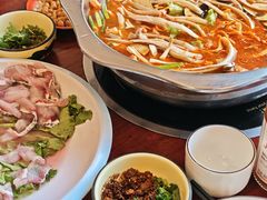 酸萝卜鱼火锅-大理.老字号渝记酸萝卜乌鱼(古城总店)