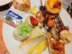 -松咖啡自助餐厅·松北香格里拉