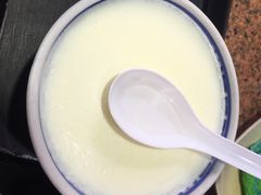 冻双皮奶-百花传统甜品店(原址店)