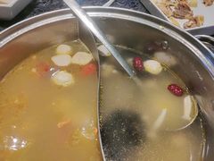 -一席地·本地鸡窝·杭帮鸡火锅(萧山银隆百货店)