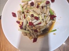 -黄泥岗·地道湖北菜(奥特莱斯店)