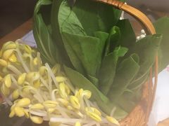 -咕嘟草帽鱼·牛奶一样的鲜鱼汤(天鹅湖万达广场店)