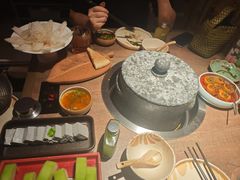 -蘑界·野生菌火锅(深业上城店)