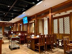 -萨拉伯尔(燕莎友谊商城店)