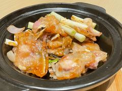姜葱啫鱼头-香港百合居(LCM置汇旭辉广场店)