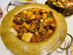 新疆大盘鸡-新粤新疆菜清真餐厅(拱北店)