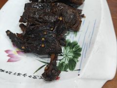 -湖南人家湘菜馆(镇江路店)