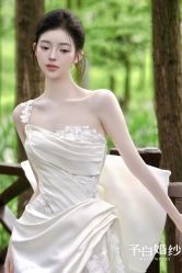 -予白婚纱礼服馆