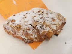 杏仁牛角包-花马天堂云南餐厅 Lost Heaven(外滩店)