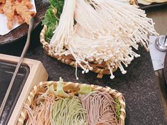 -湊湊火锅·茶憩(打浦桥日月光店)