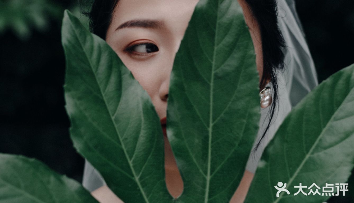 ♛{日系电影感}🌿又甜又高级，小众婚纱照