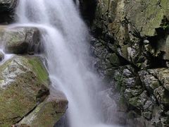 -藏龙百瀑风景区