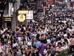 -白色精品·老长沙臭豆腐(文化店)