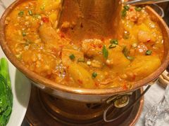 丽江铜锅洋芋鸡-中8楼风尚云南菜(颐堤港店)