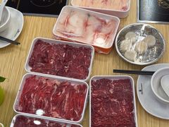 -杨老板·海鲜集市火锅·鲜切牛肉(中防万宝店)