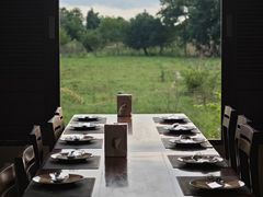 -Chom Cafe and Restaurant