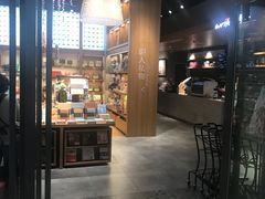 -百新书局(尚悦湾店)