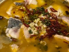 金汤酸菜鱼-聚友斋(陶瓷琉璃馆水晶街店)