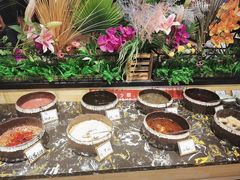 -釜御山海鲜烤肉火锅自助(新城市中心店)