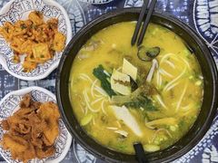 -桥香园云南过桥米线(金马碧鸡店)