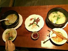 -山珍王国·云南野生菌石锅鱼