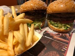 -The Habit Burger Grill 哈比特汉堡(复兴soho店)