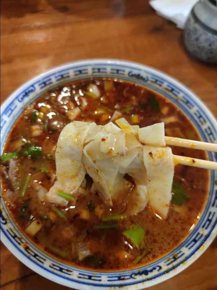 放牛郎牛肉汤馆-"#地址#珠江路与吉林路交叉口东南角,之前.