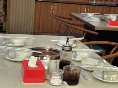 餐具摆设-品疆山新疆特色主题餐厅