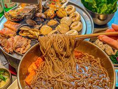 -围炉肉舍•炭烤活鳗•丹东海鲜烤肉(步行街店)