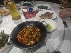 -琥珀老六龙虾(四里河店)