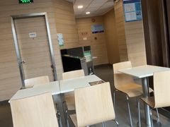 -麦当劳(乳山路店)