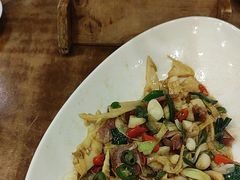 -一楼食业·美食人家