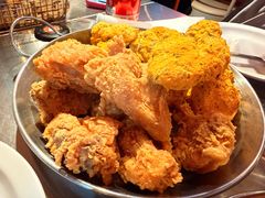 -BHC炸鸡(明洞总店)