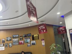 -雅悦齿科(顾村公园店)