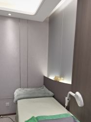 -苗方清颜·祛痘皮肤管理