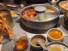 -巴奴毛肚火锅(二七万达店)