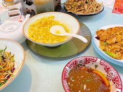 -红色根据地文化主题酒店(太湖街店)