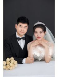 -雪中彩影婚纱摄影·微光艺术中心