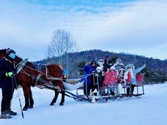 -亚布力新体委滑雪场