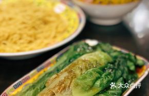 Braised Lettuce with Oyster Sauce