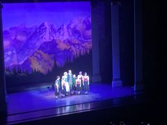 -交通银行前滩31演艺中心