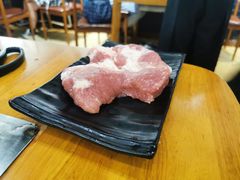 梅花肉-肉甲韩国木炭烤肉(新壹街1店)