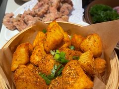 -老牌坊云南鱼豆花火锅(哈西万达店)