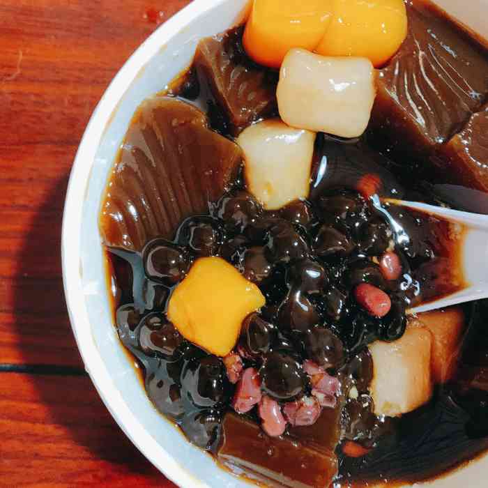 鲜芋仙(蒙自南湖荟店)-"实在不可理喻,出品极差.点了一杯杨枝甘露.